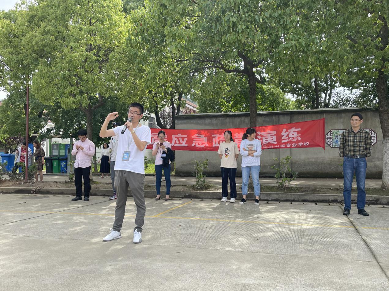 90795b068a864dc99003a8600abae98f.Jpeg