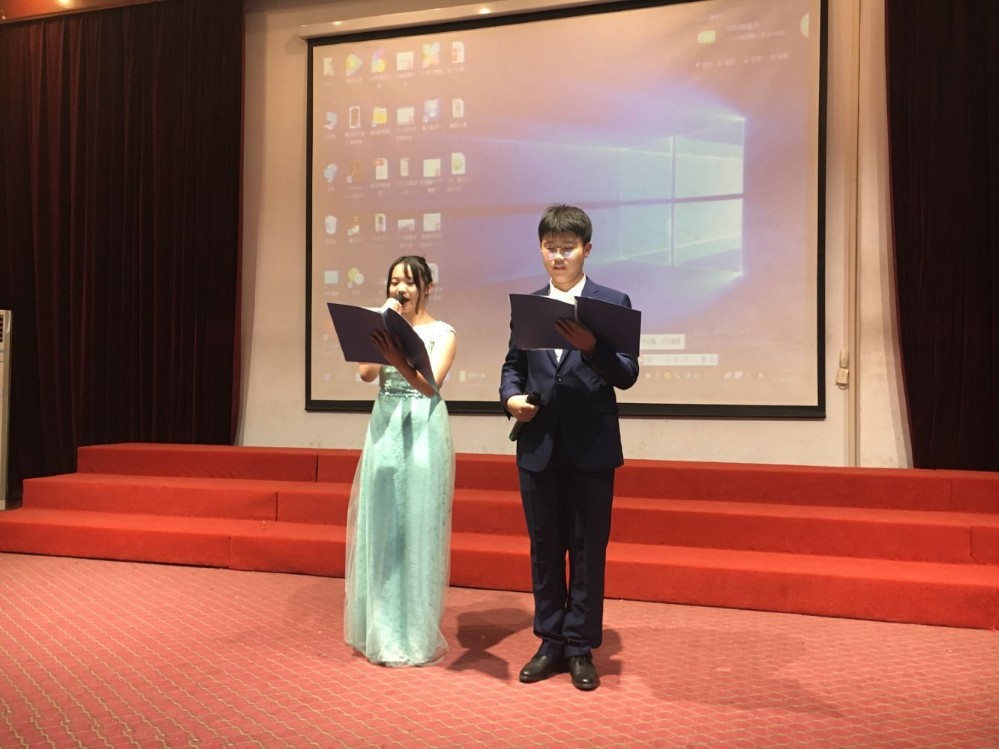 “你的镜头  我的声音” 