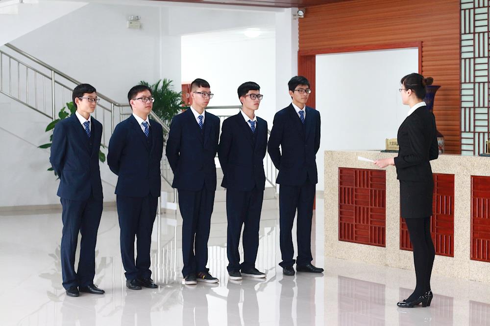 【礼仪课题】王俐敏老师指导礼仪社团